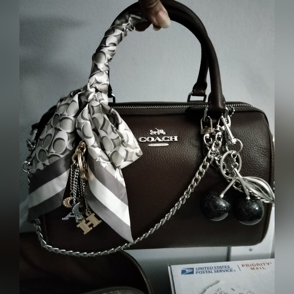 NOT FOR SALE Coach Bags they are so 🥰 cute/Not for Sale - Picture 7 of 7